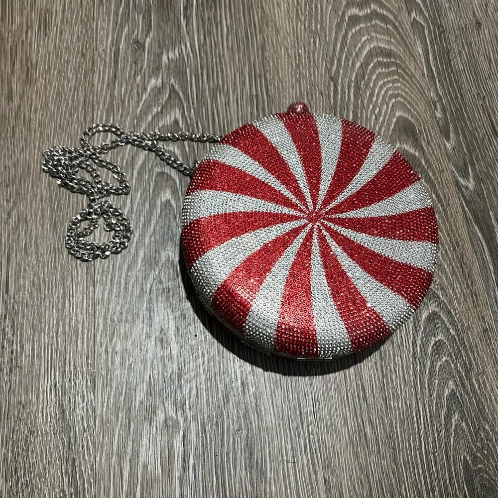 Red and White Clutch peppermint bag - Picture 7 of 7